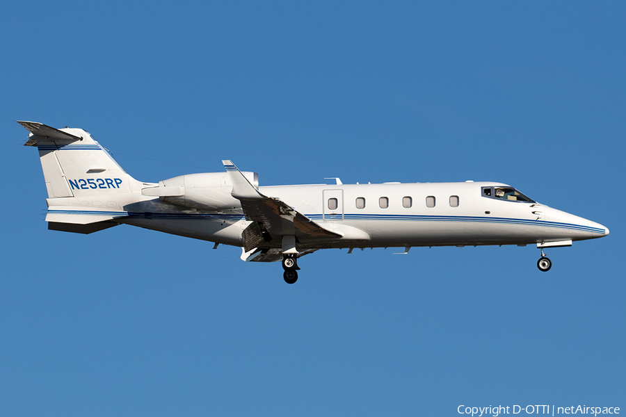 Worldwide Jet Charter Bombardier Learjet 60 (N252RP) | Photo 361927