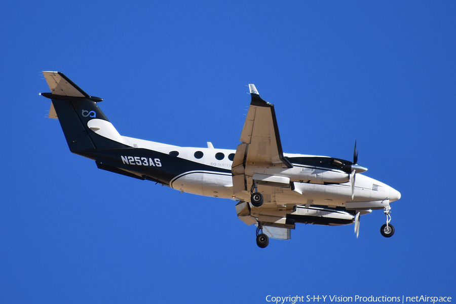 Boutique Air Beech King Air 350 (N253AS) | Photo 137422