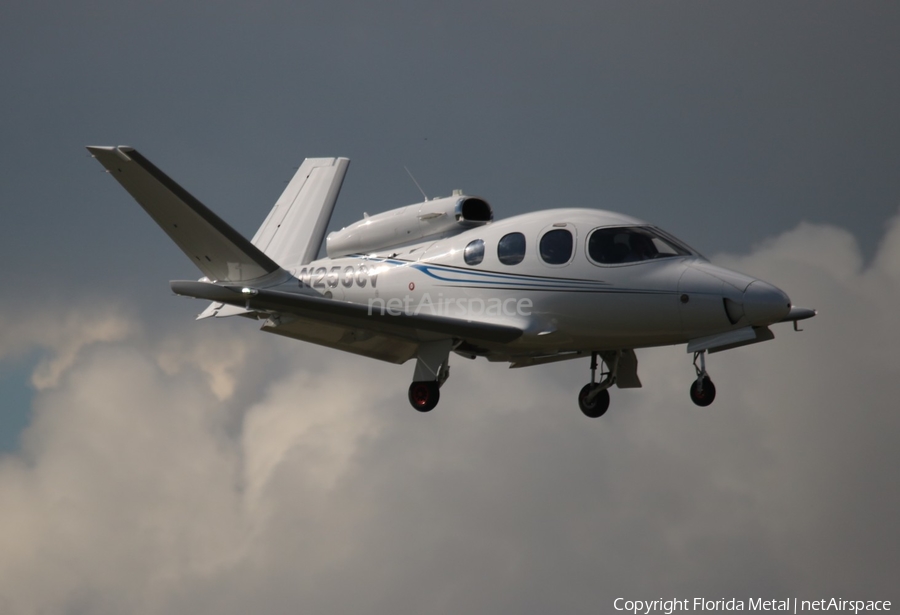 (Private) Cirrus SF50 Vision Jet (N253CV) | Photo 572527