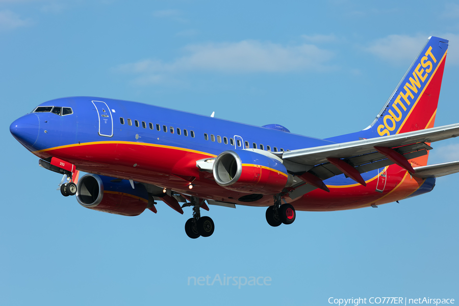 Southwest Airlines Boeing 737-7H4 (N253WN) | Photo 242915