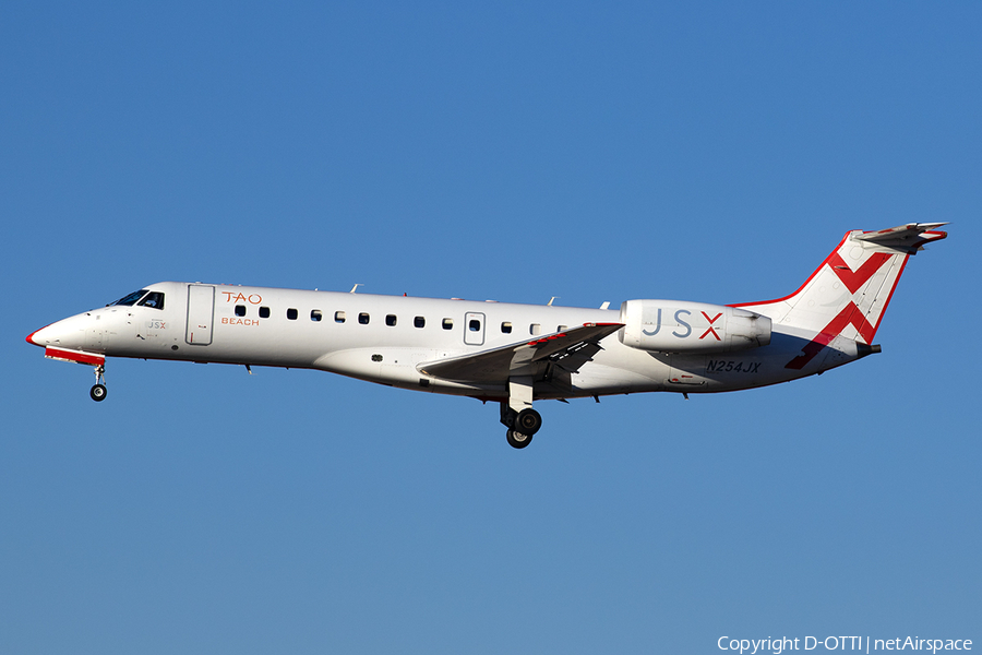 JSX Embraer ERJ-135LR (N254JX) | Photo 547875