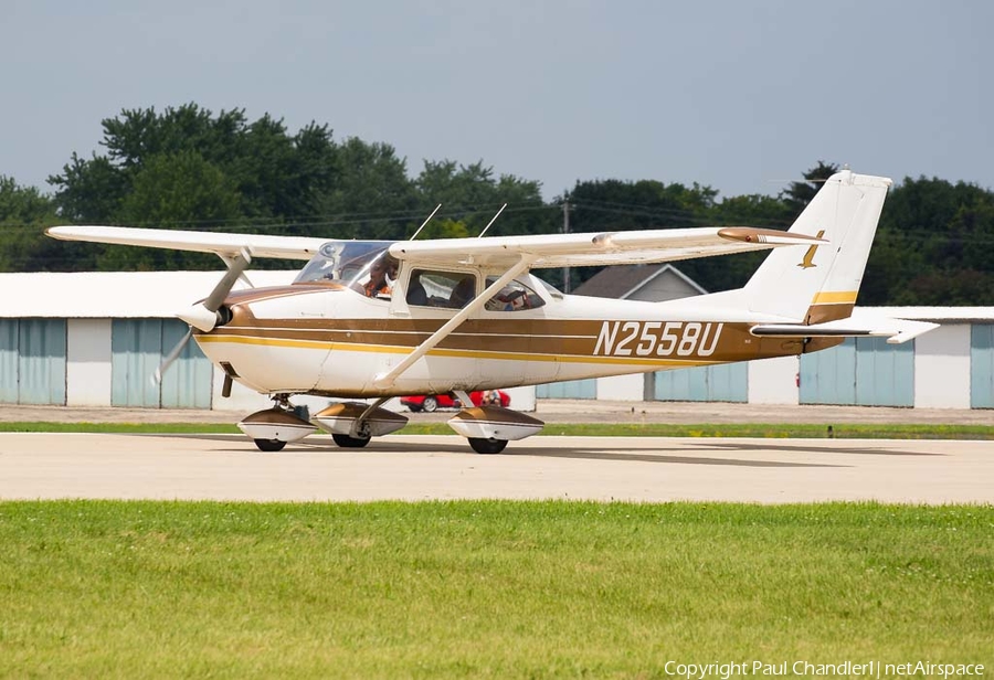 (Private) Cessna 172D Skyhawk (N2558U) | Photo 184928