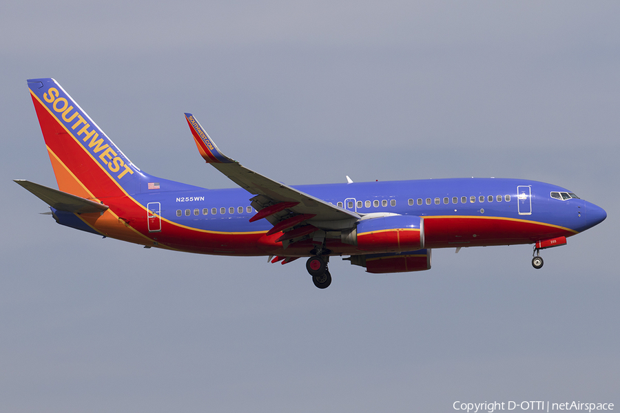 Southwest Airlines Boeing 737-7H4 (N255WN) | Photo 537496