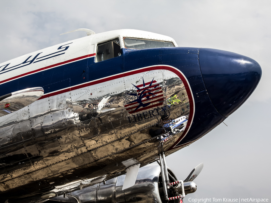 Legend Airways of Colorado Douglas DC-3C-S4C4G (N25641) | Photo 329663