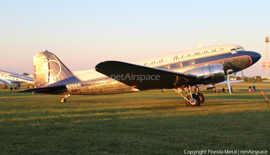 Legend Airways of Colorado Douglas DC-3C-S4C4G (N25641) | Photo 378828