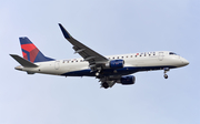 Delta Connection (SkyWest Airlines) Embraer ERJ-175LR (ERJ-170-200LR) (N256SY) at  Seattle/Tacoma - International, United States