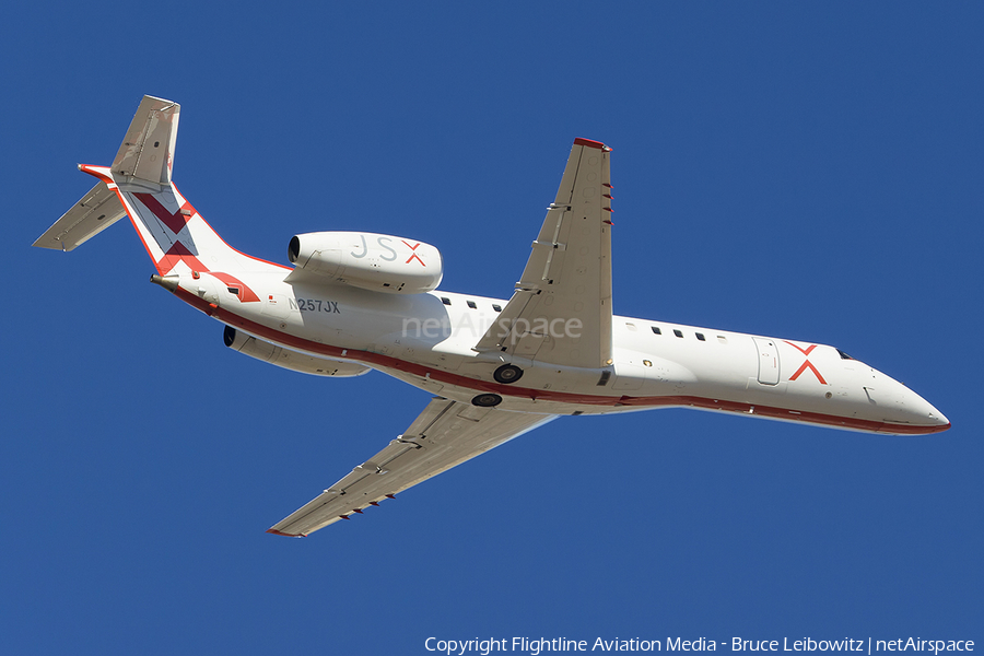 JSX Embraer ERJ-135LR (N257JX) | Photo 497630