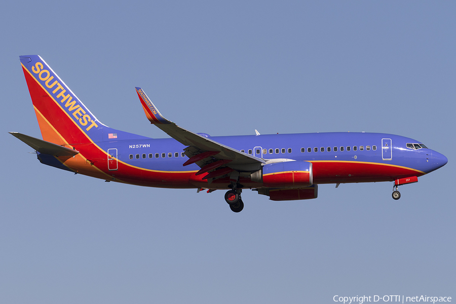 Southwest Airlines Boeing 737-7H4 (N257WN) | Photo 535774