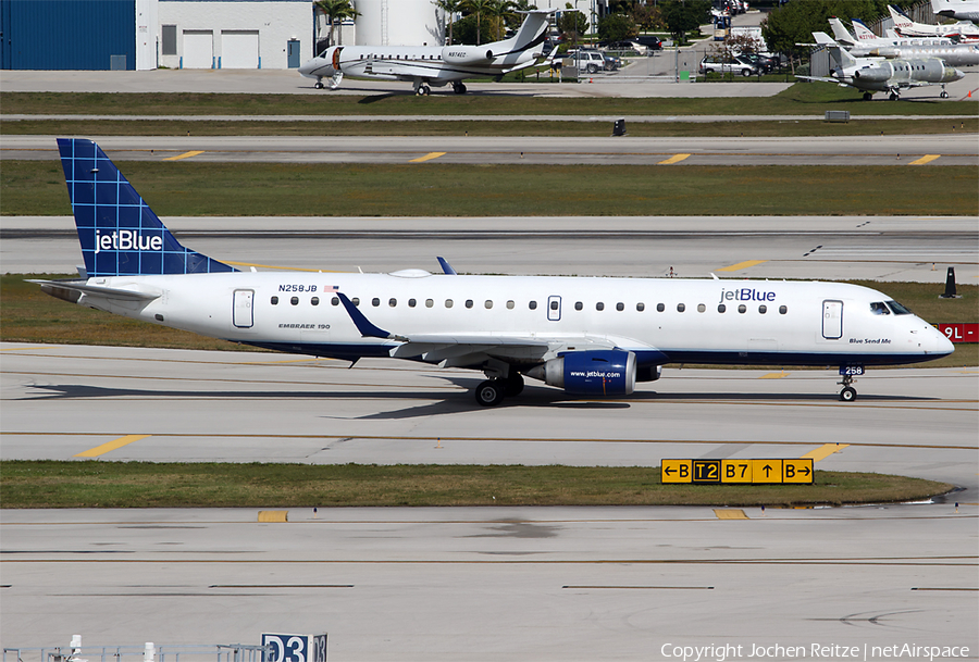 JetBlue Airways Embraer ERJ-190AR (ERJ-190-100IGW) (N258JB) | Photo 20873