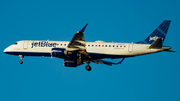JetBlue Airways Embraer ERJ-190AR (ERJ-190-100IGW) (N258JB) at  New York - John F. Kennedy International, United States