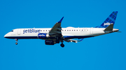 JetBlue Airways Embraer ERJ-190AR (ERJ-190-100IGW) (N258JB) at  New York - John F. Kennedy International, United States