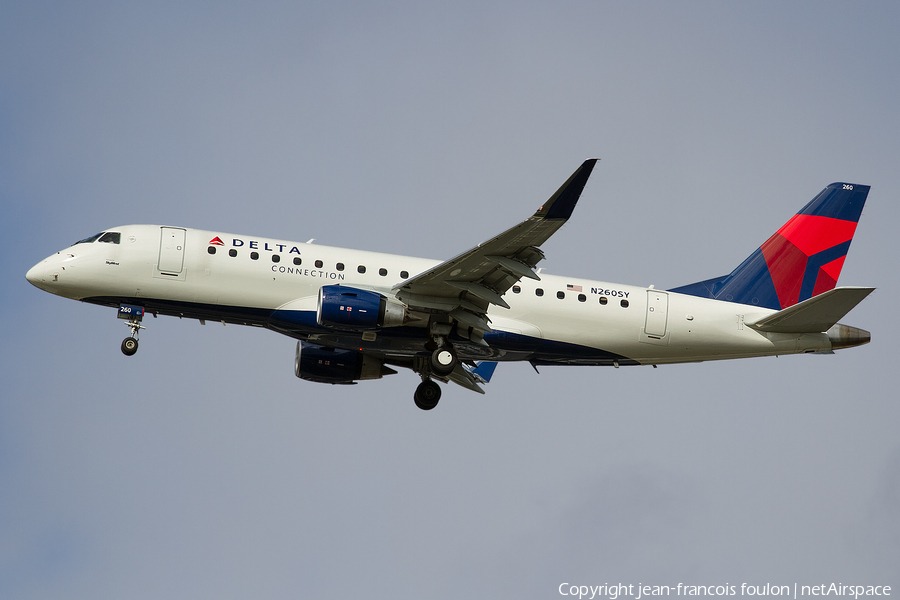 Delta Connection (SkyWest Airlines) Embraer ERJ-175LR (ERJ-170-200LR) (N260SY) | Photo 269499