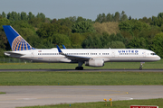 United Airlines Boeing 757-224 (N26123) at  Hamburg - Fuhlsbuettel (Helmut Schmidt), Germany