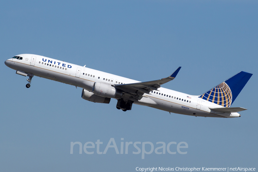 United Airlines Boeing 757-224 (N26123) | Photo 158846