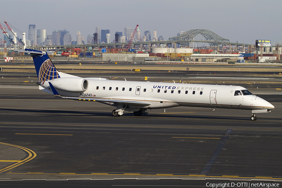 United Express (ExpressJet Airlines) Embraer ERJ-145XR (N26141) | Photo 344268