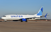 United Airlines Boeing 737-824 (N26208) at  Dallas/Ft. Worth - International, United States