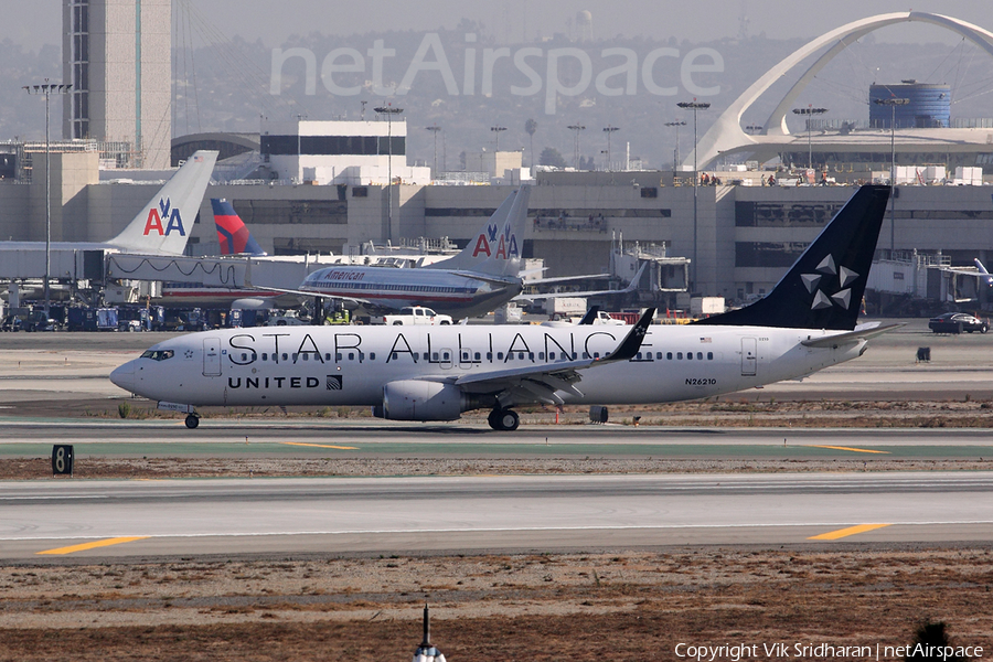 United Airlines Boeing 737-824 (N26210) | Photo 12211