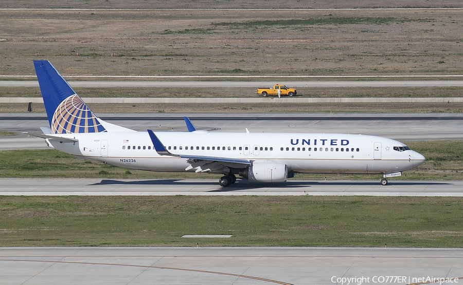 United Airlines Boeing 737-824 (N26226) | Photo 2527