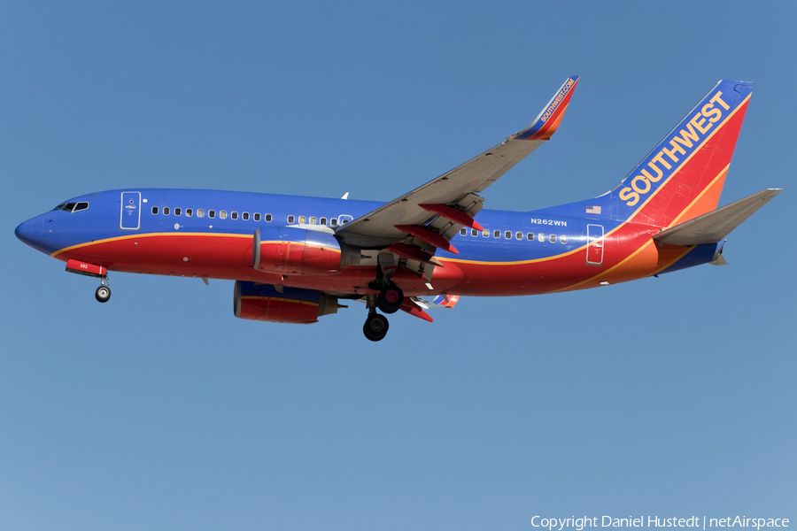 Southwest Airlines Boeing 737-7H4 (N262WN) | Photo 479276