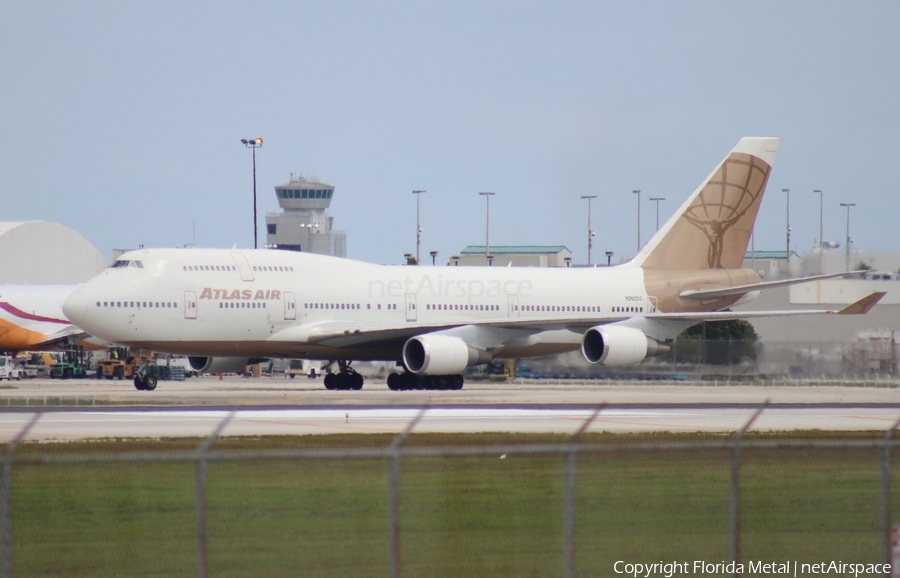 Atlas Air Boeing 747-481 (N263SG) | Photo 300200