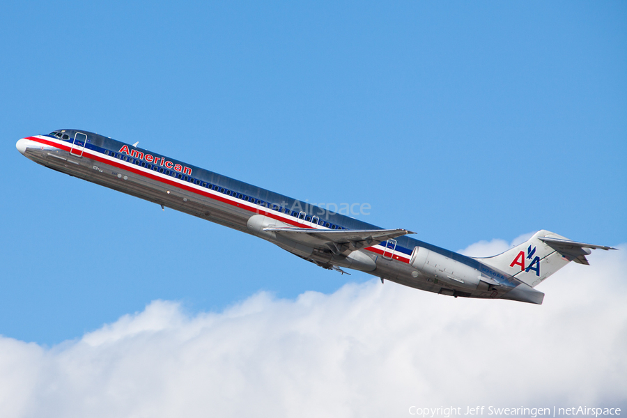 American Airlines McDonnell Douglas MD-82 (N266AA) | Photo 13724