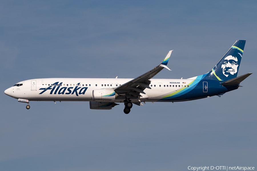 Alaska Airlines Boeing 737-990(ER) (N266AK) | Photo 182611