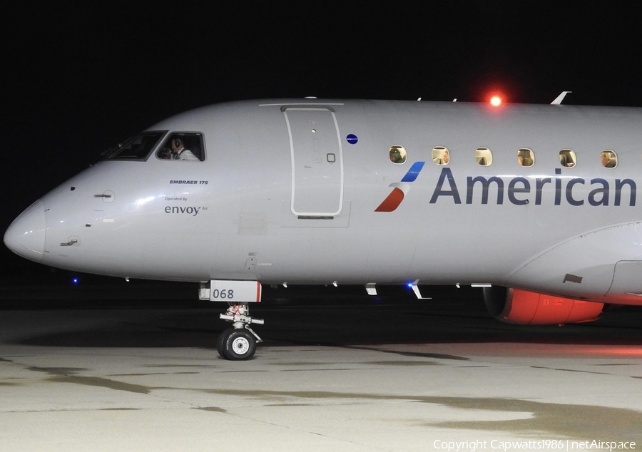 American Eagle (Envoy) Embraer ERJ-175LR (ERJ-170-200LR) (N268NN) | Photo 601013