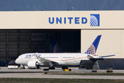 United Airlines Boeing 787-8 Dreamliner (N26902) at  Los Angeles - International, United States