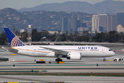 United Airlines Boeing 787-8 Dreamliner (N26902) at  Los Angeles - International, United States