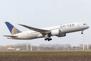 United Airlines Boeing 787-8 Dreamliner (N26906) at  Amsterdam - Schiphol, Netherlands