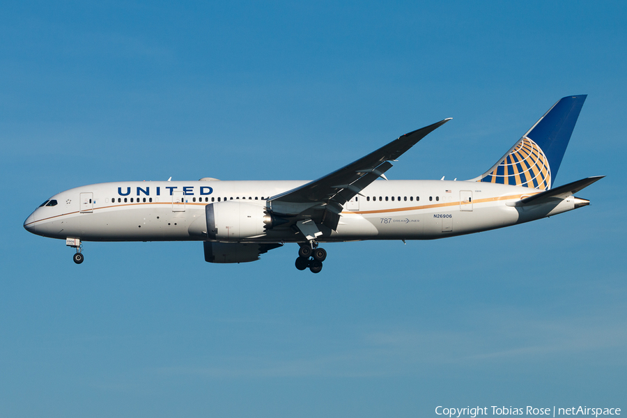 United Airlines Boeing 787-8 Dreamliner (N26906) | Photo 300810