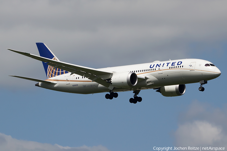 United Airlines Boeing 787-8 Dreamliner (N26909) | Photo 109289