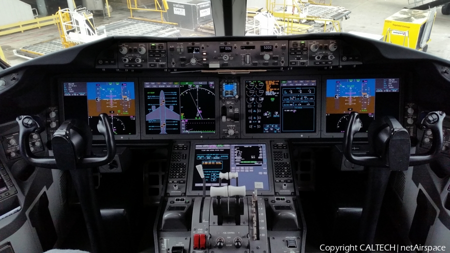 United Airlines Boeing 787-8 Dreamliner (N26909) | Photo 68573