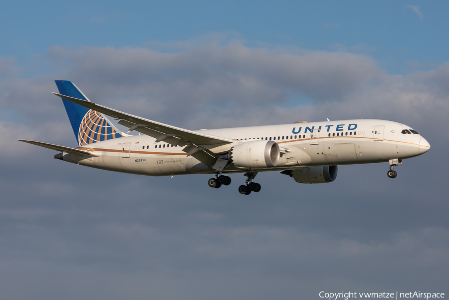 United Airlines Boeing 787-8 Dreamliner (N26910) | Photo 502042