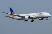 United Airlines Boeing 787-9 Dreamliner (N26966) at  Amsterdam - Schiphol, Netherlands