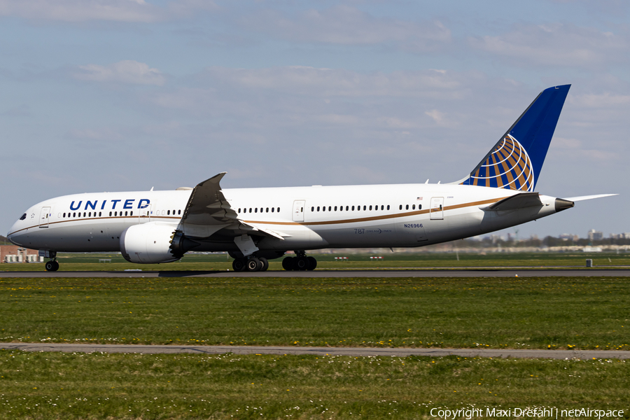 United Airlines Boeing 787-9 Dreamliner (N26966) | Photo 510243