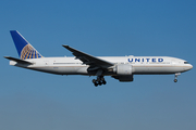 United Airlines Boeing 777-224(ER) (N27015) at  London - Heathrow, United Kingdom