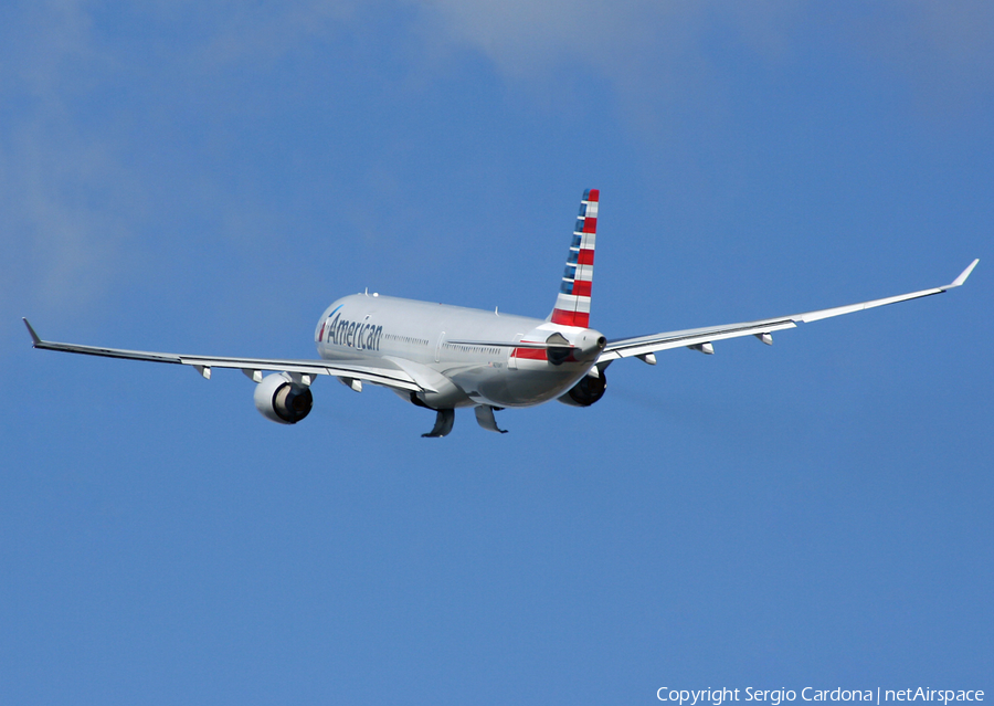 American Airlines Airbus A330-323X (N270AY) | Photo 74253