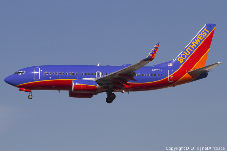 Southwest Airlines Boeing 737-705 (N270WN) | Photo 457876