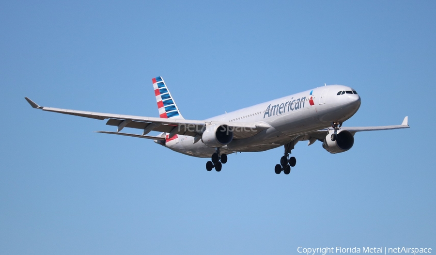 American Airlines Airbus A330-323X (N271AY) | Photo 573793