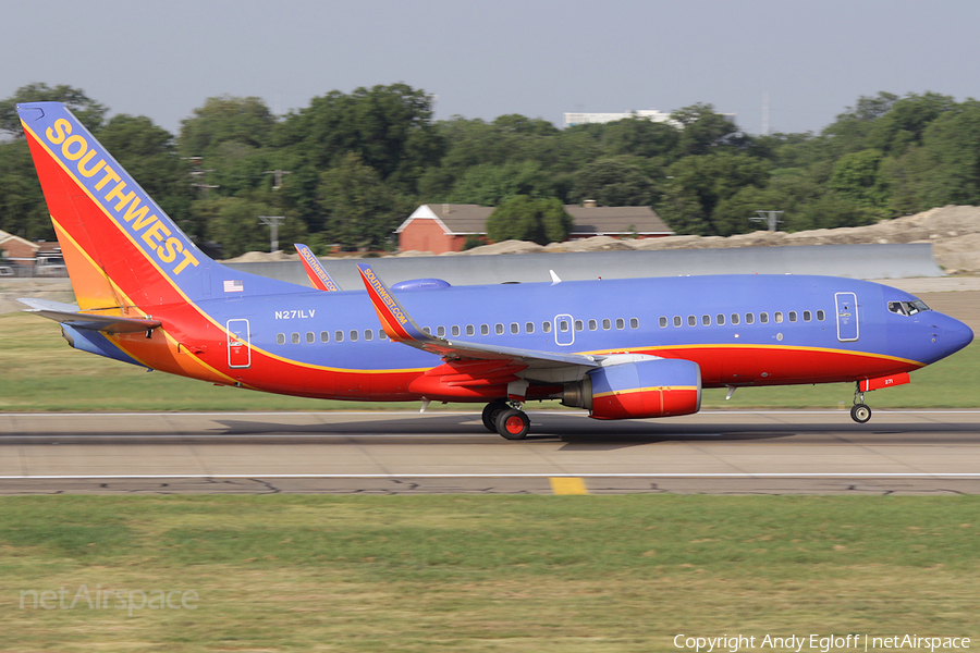 Southwest Airlines Boeing 737-705 (N271LV) | Photo 198255