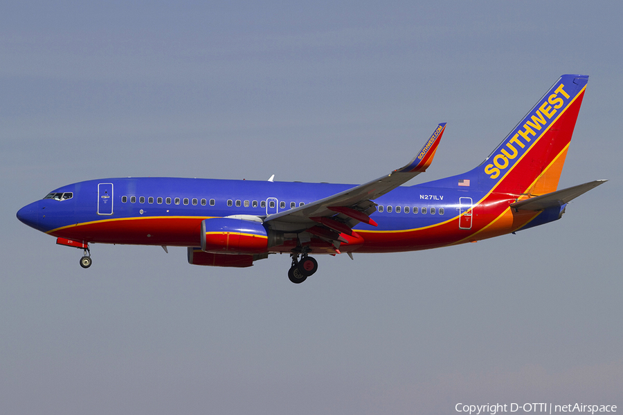Southwest Airlines Boeing 737-705 (N271LV) | Photo 341019