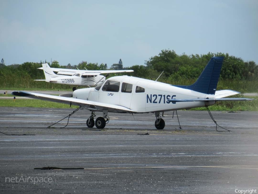 2FLY Airborne Piper PA-28-161 Warrior III (N271SG) | Photo 406629