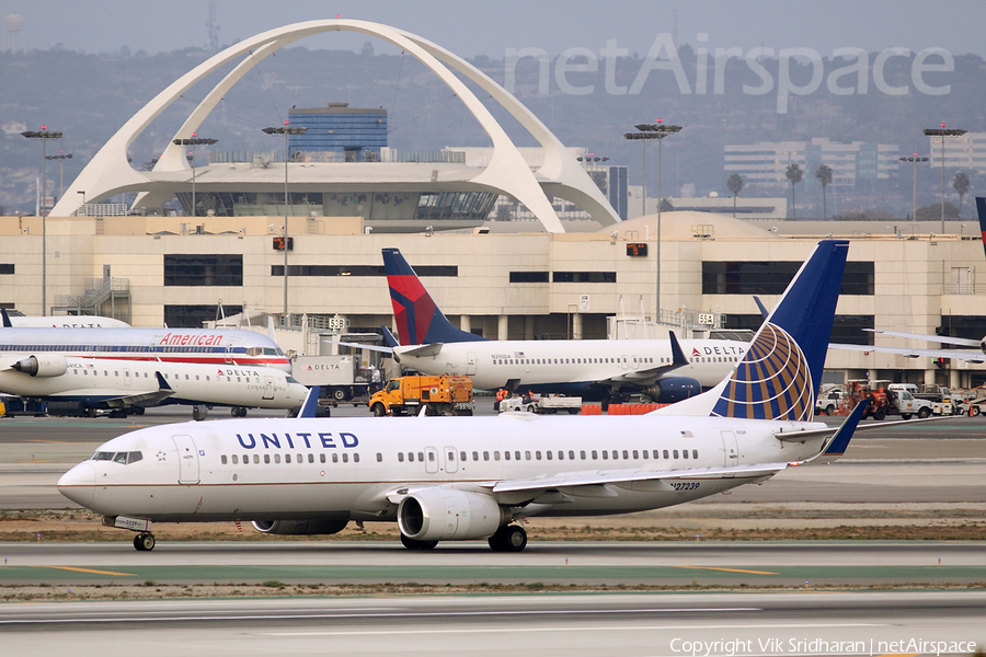 United Airlines Boeing 737-824 (N27239) | Photo 38415