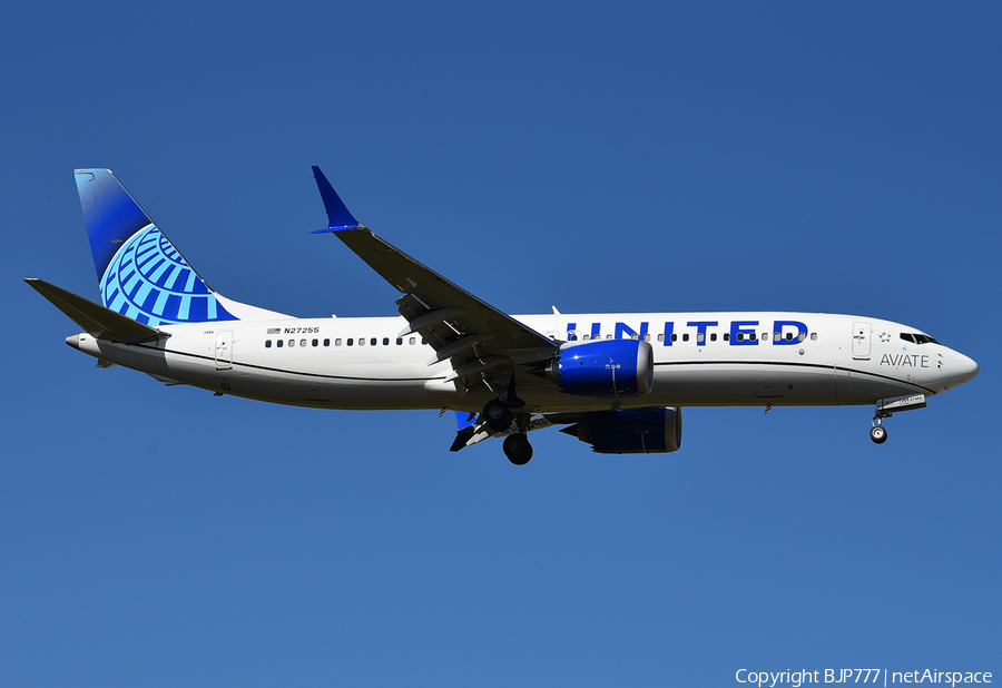 United Airlines Boeing 737-8 MAX (N27255) | Photo 472388