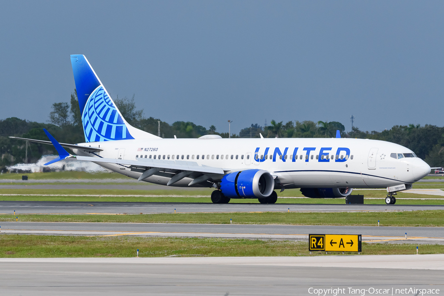 United Airlines Boeing 737-8 MAX (N27260) | Photo 567479