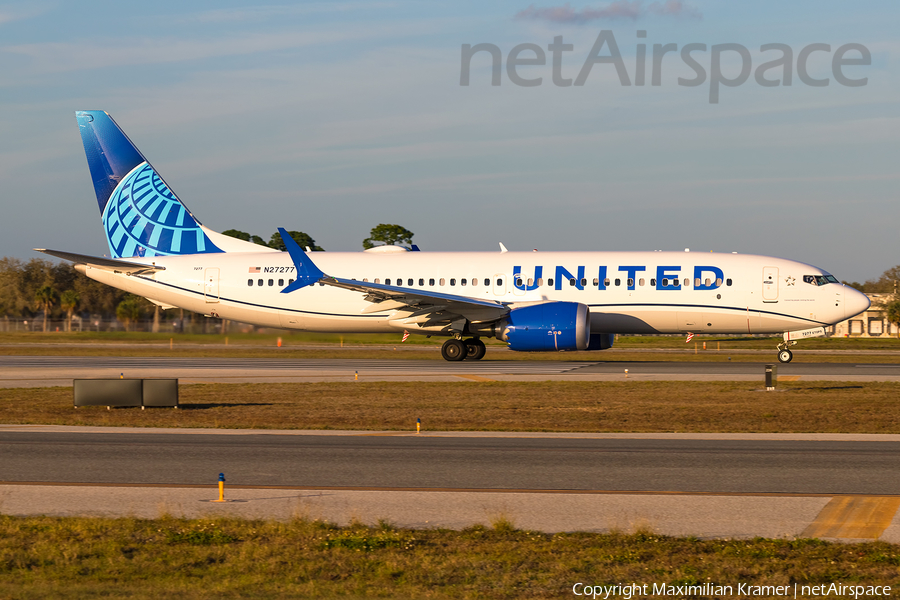 United Airlines Boeing 737-8 MAX (N27277) | Photo 603362