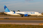 United Airlines Boeing 737-8 MAX (N27277) at  Sarasota - Bradenton, United States