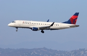 Delta Connection (SkyWest Airlines) Embraer ERJ-175LL (ERJ-170-200LL) (N273SY) at  Los Angeles - International, United States