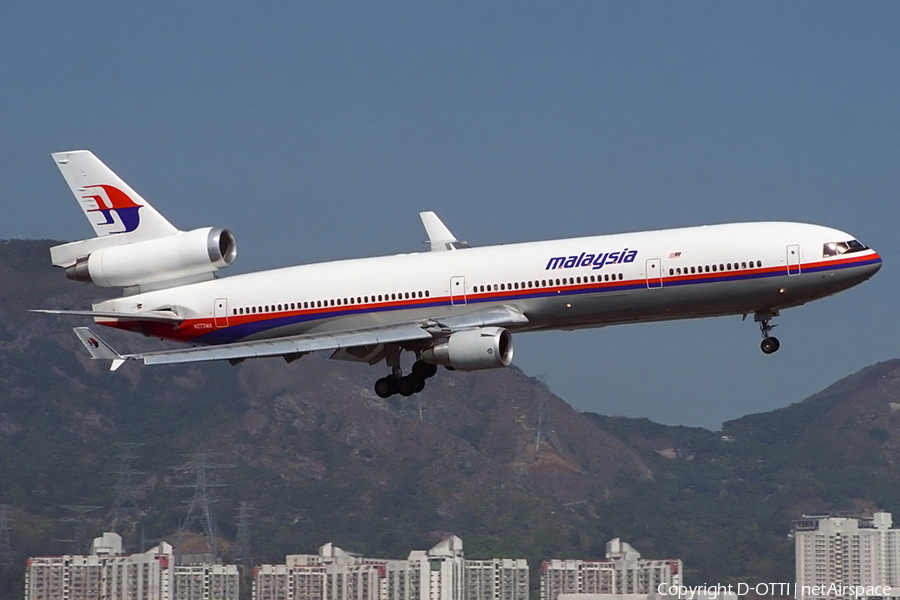 Malaysia Airlines McDonnell Douglas MD-11 (N273WA) | Photo 163409